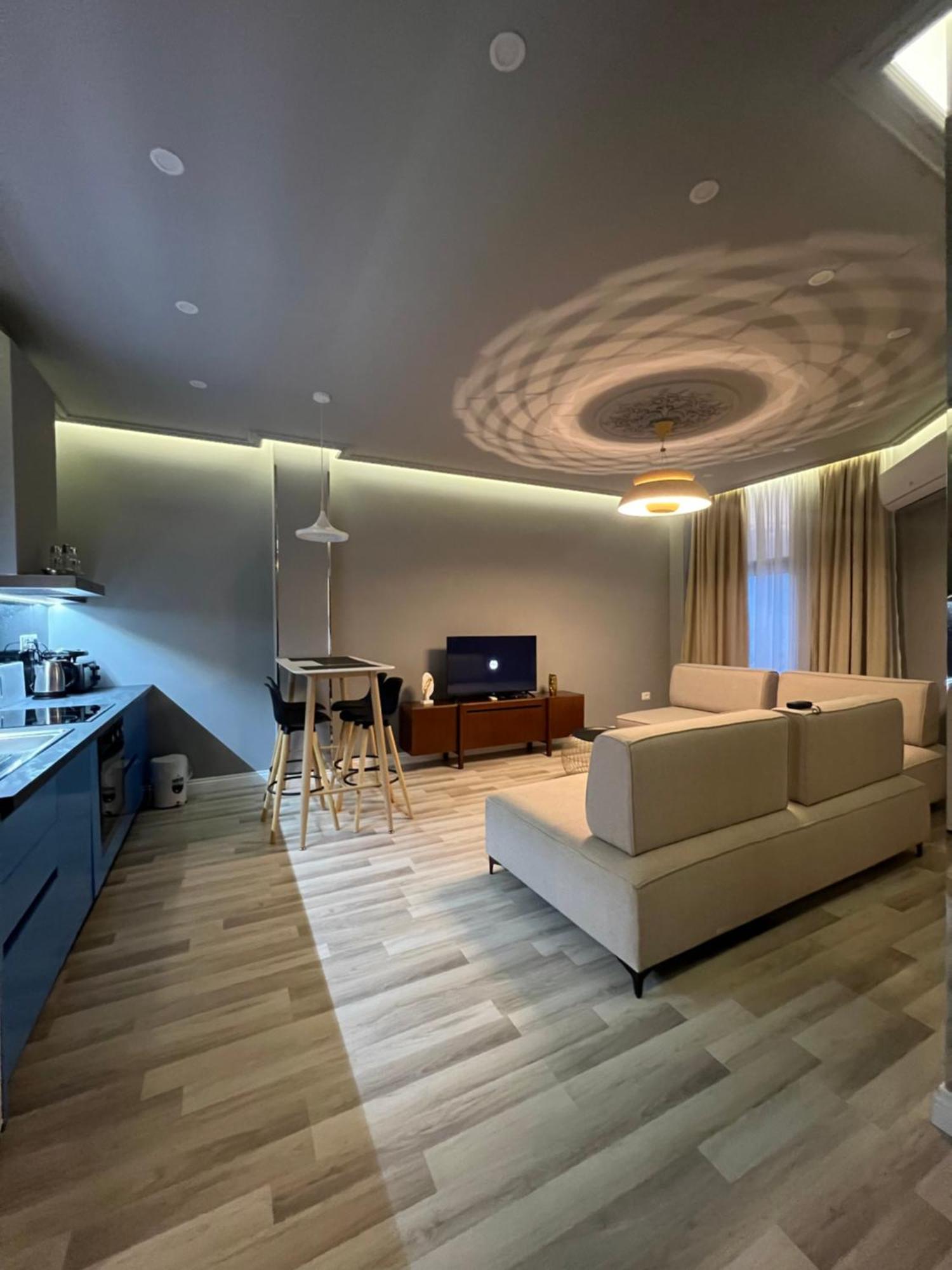 Spiranca Luxury Suites 티라나 객실 사진